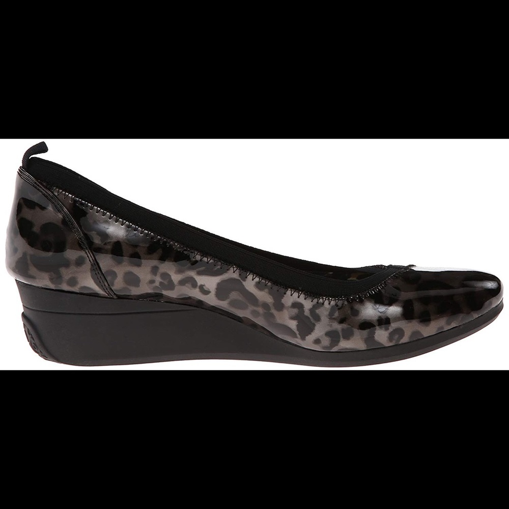 💜EUC Anne Klein Sport wedge loafers